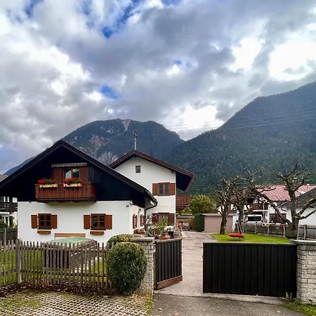 Ferienwohnung Zugspitze Farchant Esterno foto